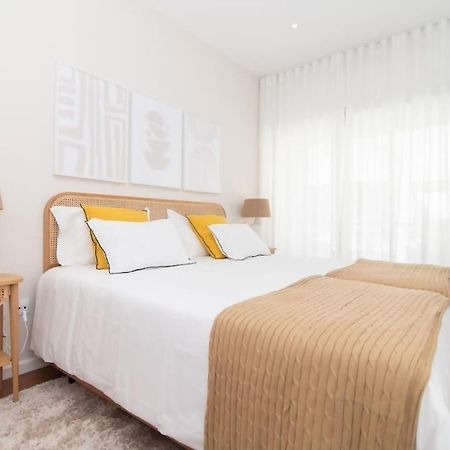 Cozy Sea View Apartment Near City & Airport Ponta Delgada Exterior foto